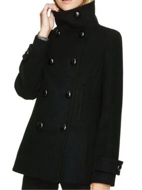 Aritzia Babaton Wool &
Cashmere Blend Black Pea Coat